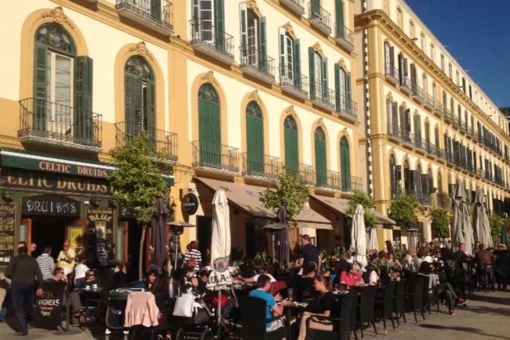 Confortable-tranquilo apartamento junto al centro Málaga